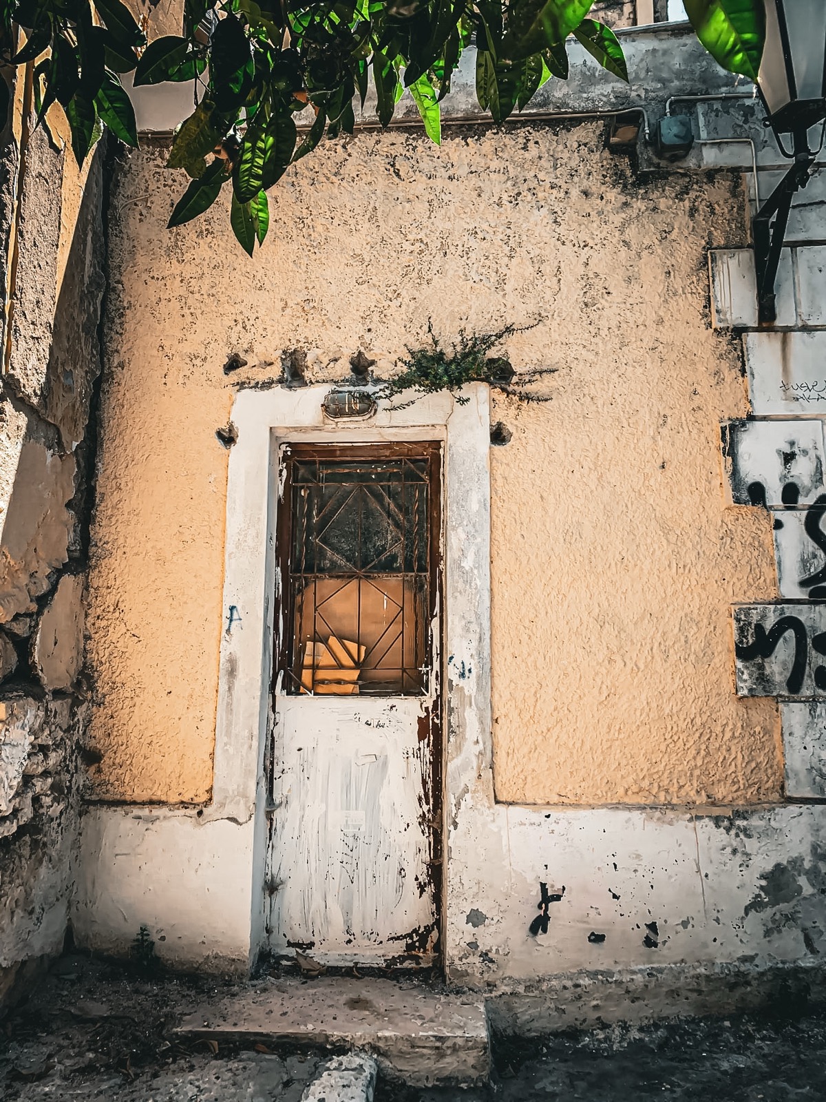 The Yellow Door, Athens