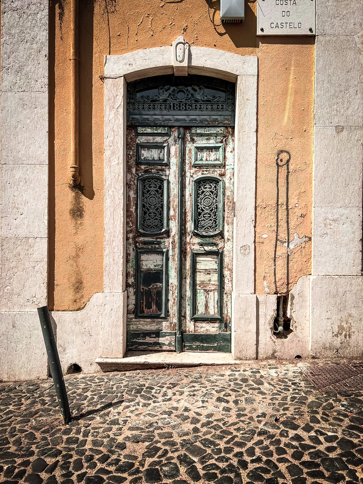 The Green Door, Lisbon